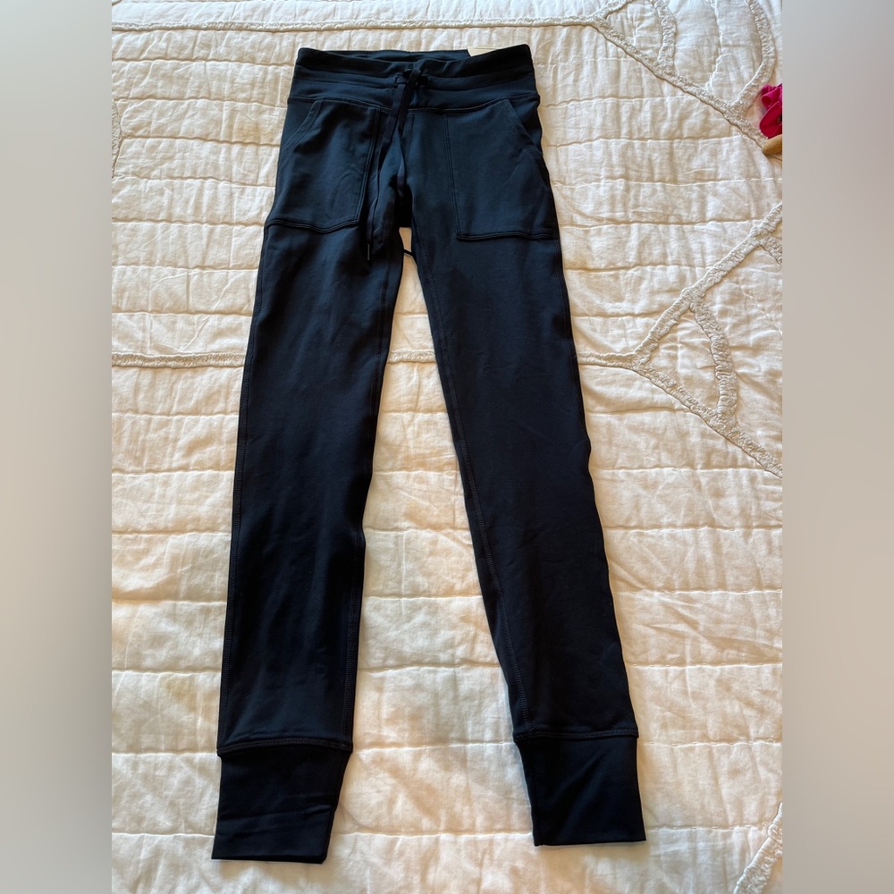 aerie black joggers